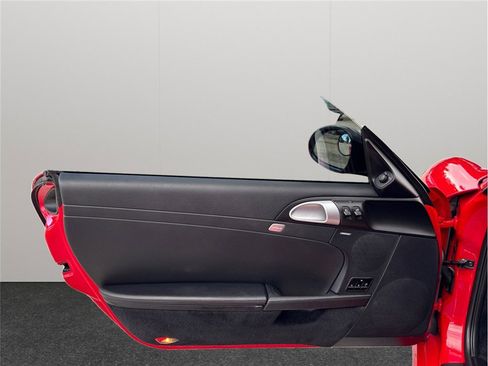 Used 2011 Porsche Cayman S image 19