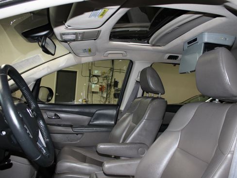 Used 2014 Honda Odyssey EX-L image 22
