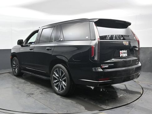 Used 2023 Cadillac Escalade Sport AWD/4WD image 10
