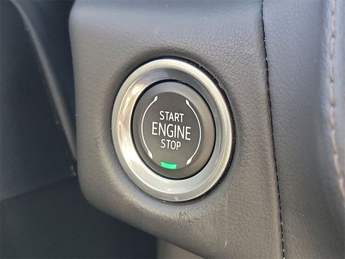 Used 2023 Chevrolet Tahoe High Country image 16