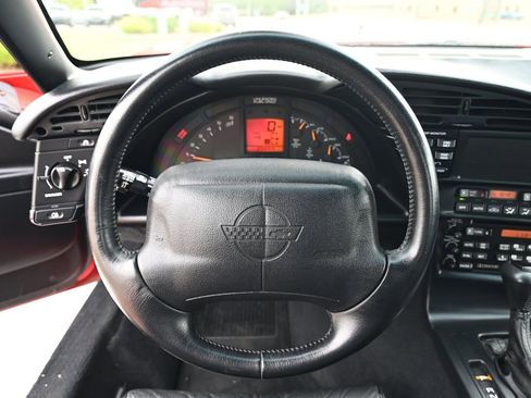 Used 1994 Chevrolet Corvette Base image 30