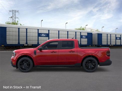 New 2026 Ford Maverick Lariat w/ Black Appearance Package image 3