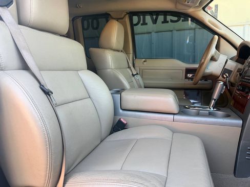 Used 2007 Ford F150 Lariat RWD image 13