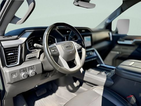 Used 2024 GMC Sierra 2500 Denali w/ Technology Package image 7