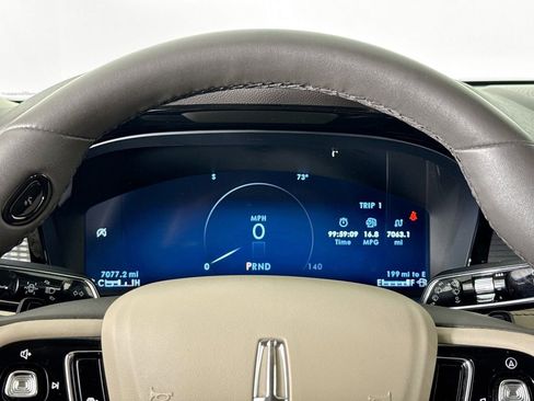 Used 2023 Lincoln Corsair FWD image 10