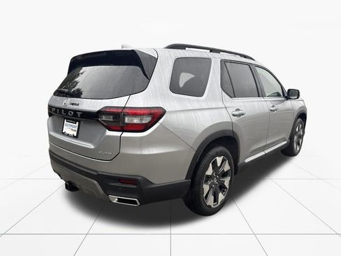 New 2026 Honda Pilot Elite image 8