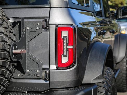 Used 2021 Ford Bronco Wildtrak image 20