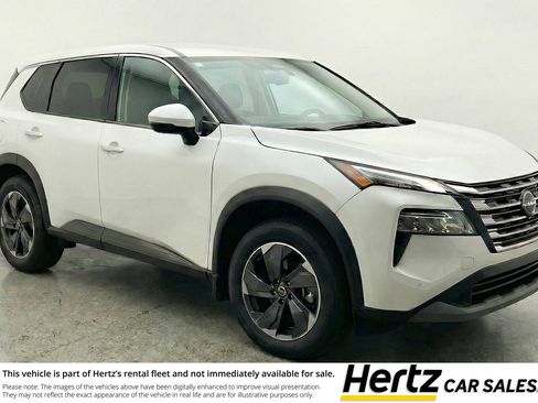 Used 2025 Nissan Rogue SV AWD/4WD image 1