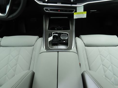 New 2026 BMW X5 sDrive40i w/ Premium Package image 16