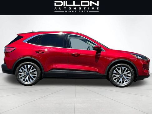 Used 2020 Ford Escape Titanium AWD/4WD image 3