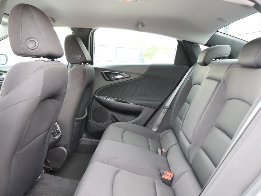 Used 2024 Chevrolet Malibu LT FWD image 17