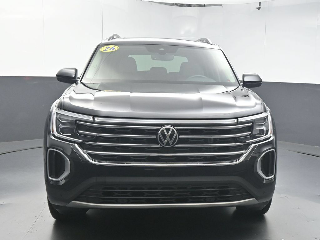 Used 2026 Volkswagen Atlas SE FWD image 3