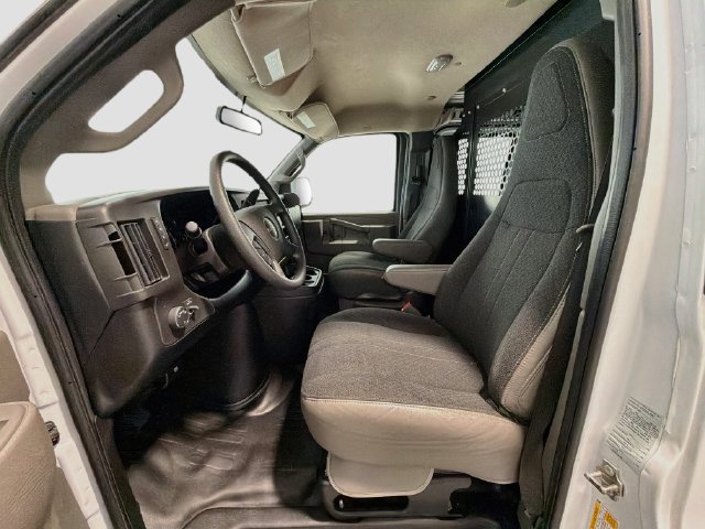 Used 2025 GMC Savana 2500 w/ Driver Convenience Package RWD image 15