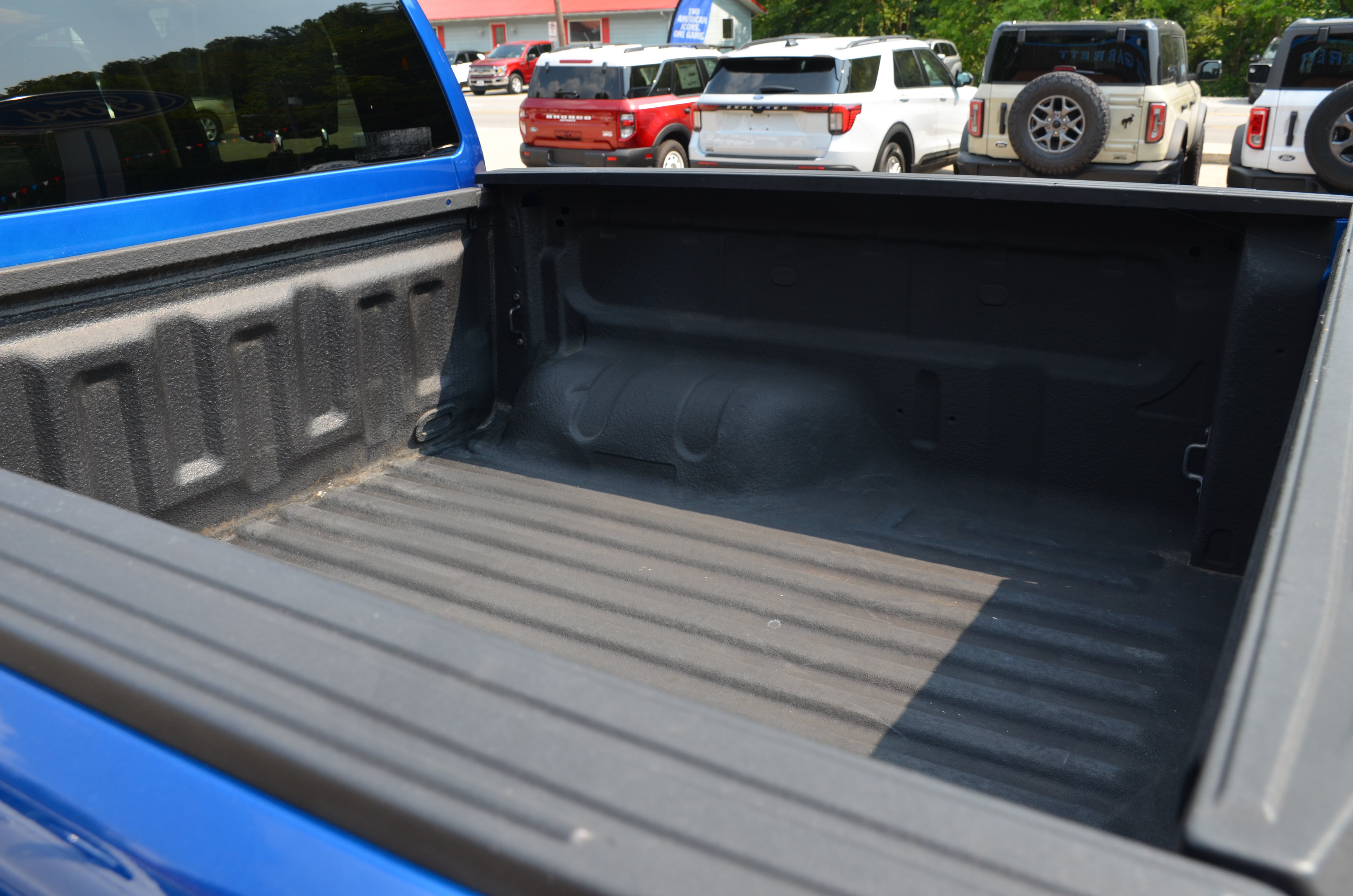 Used 2019 Ford Ranger XLT w/ Equipment Group 301A Mid AWD/4WD image 16