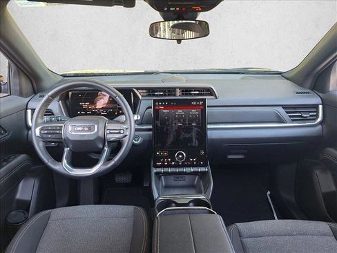 Used 2025 GMC Terrain Elevation image 15