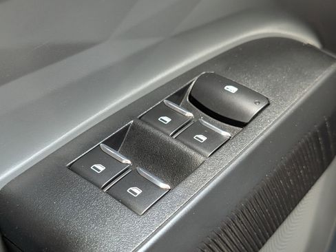 Used 2022 Ford Maverick XL FWD image 15