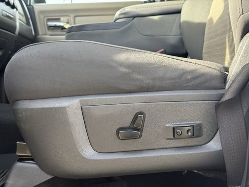 Used 2012 RAM 1500 Classic SLT w/ Remote Start & Security Group image 12