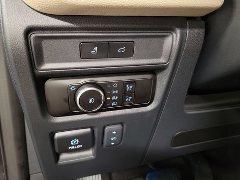 Used 2023 Ford Expedition Max Limited AWD/4WD image 25