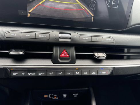 Used 2025 Kia K4 FWD image 22