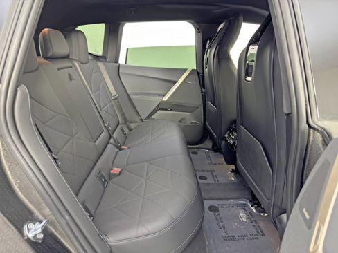 Used 2022 BMW iX xDrive50 w/ Premium Package image 42