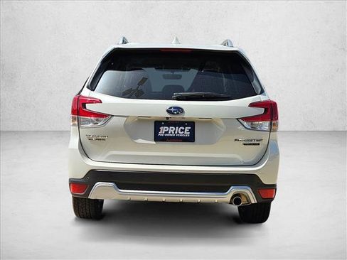 Used 2023 Subaru Forester Touring AWD/4WD image 6