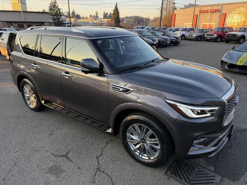 Used 2024 INFINITI QX80 Luxe image 4
