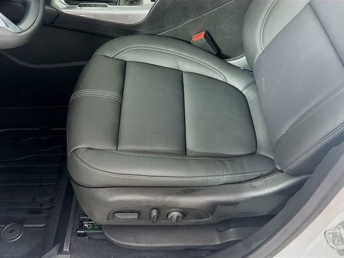 New 2025 Chevrolet Blazer LT w/ Midnight/Sport Edition image 18