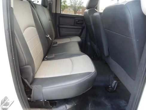 Used 2009 Dodge Ram 1500 Truck ST image 32