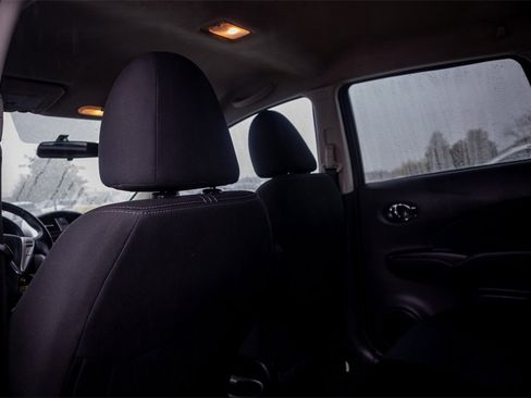 Used 2017 Nissan Versa Note SV image 24