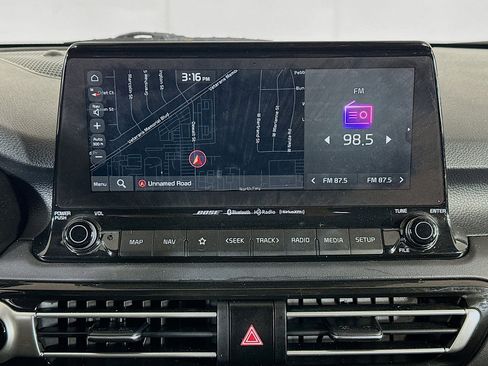 Used 2022 Kia Seltos SX w/ Sunroof Package image 22