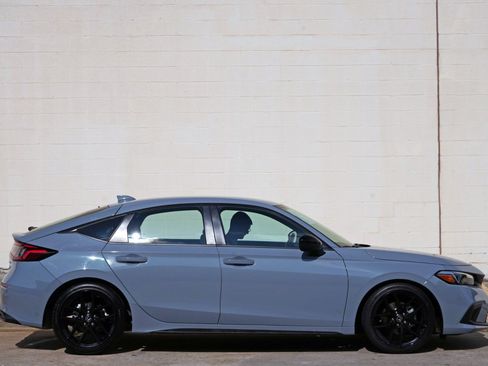 Used 2023 Honda Civic Sport image 46