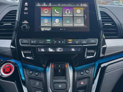 Used 2022 Honda Odyssey Elite image 26