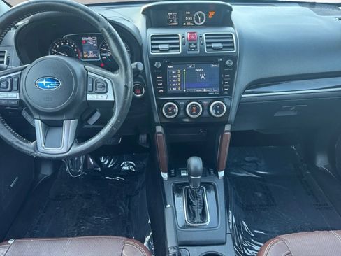 Used 2018 Subaru Forester 2.5i Touring AWD/4WD image 15