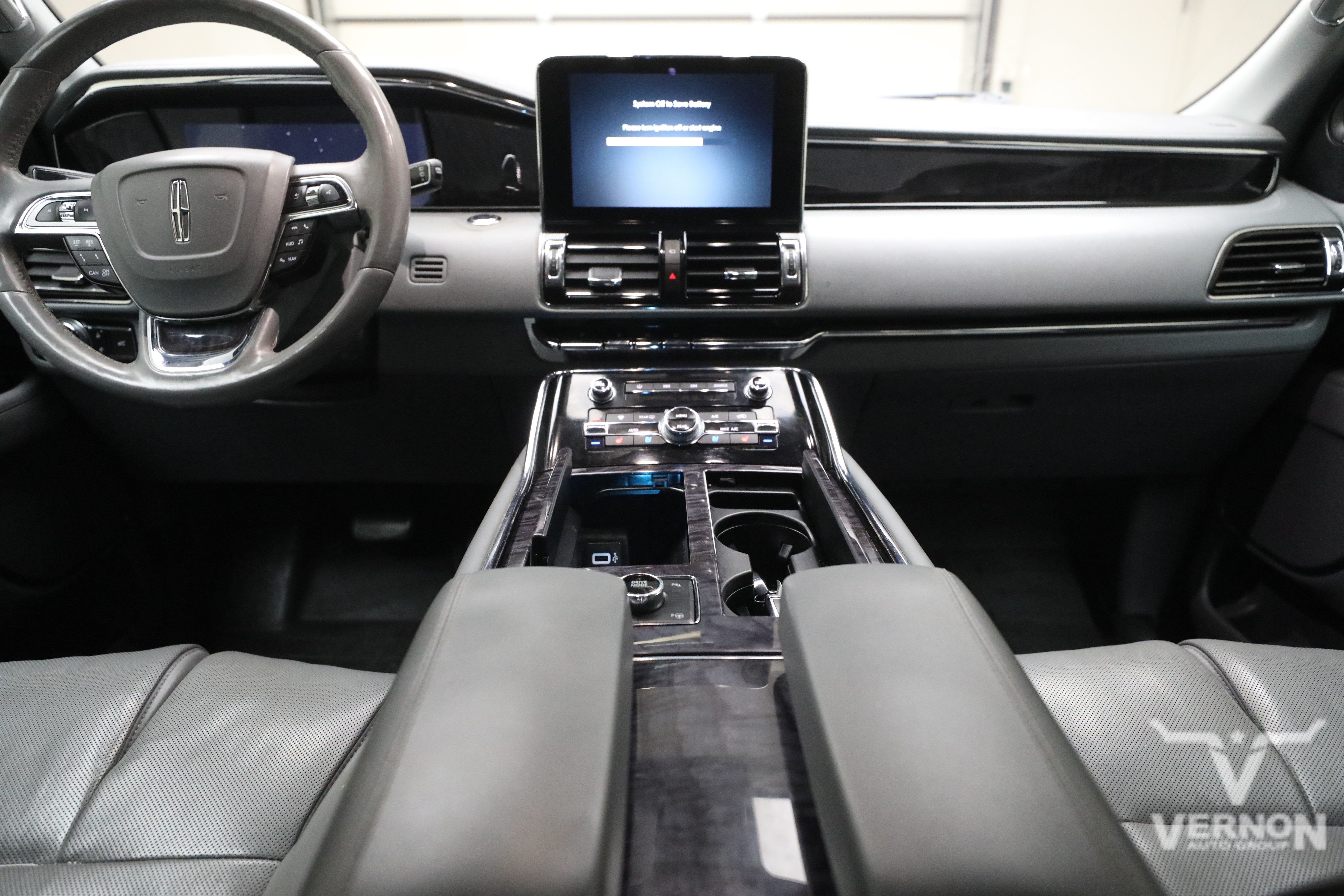 Used 2019 Lincoln Navigator L Select w/ Technology Package RWD image 13