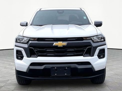 Used 2023 Chevrolet Colorado LT w/ LT Convenience Package RWD image 2