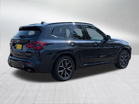Used 2024 BMW X3 xDrive30i w/ Premium Package AWD/4WD image 7
