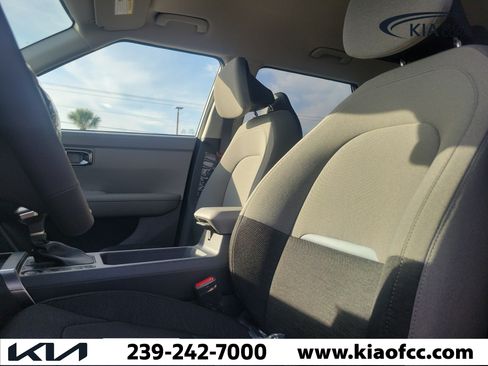 New 2027 Kia Seltos S FWD image 27