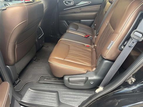 Used 2019 INFINITI QX60 Luxe w/ Sensory Package AWD/4WD image 12