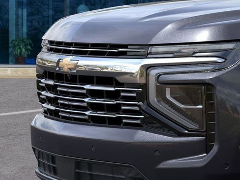 New 2026 Chevrolet Suburban Premier image 13