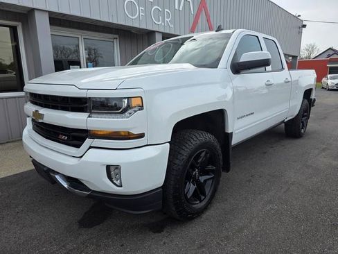 Used 2019 Chevrolet Silverado 1500 LT w/ All Star Edition AWD/4WD image 4