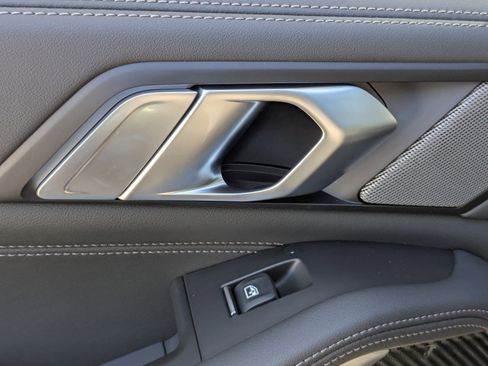 New 2026 BMW X5 M60i w/ Executive Package image 30