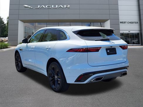 Certified 2024 Jaguar F-PACE R-Dynamic S image 3