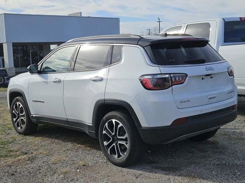 Used 2024 Jeep Compass Limited image 4