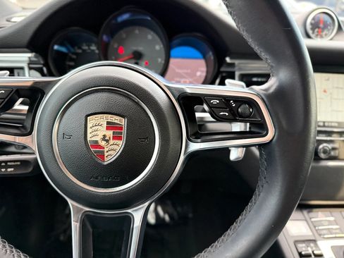 Used 2015 Porsche Macan S AWD/4WD image 31