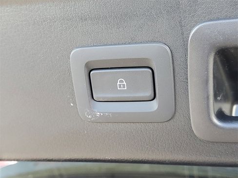 Used 2025 MAZDA CX-30 AWD 2.5 S w/ Select Sport Pkg image 9