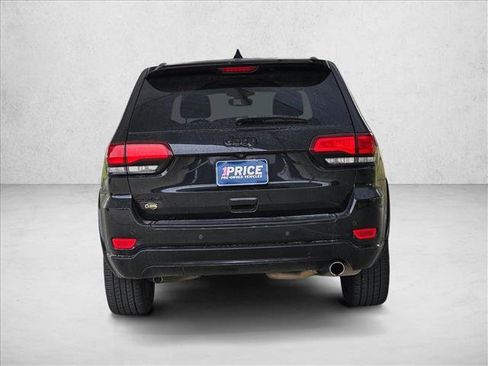 Used 2018 Jeep Grand Cherokee Altitude image 6