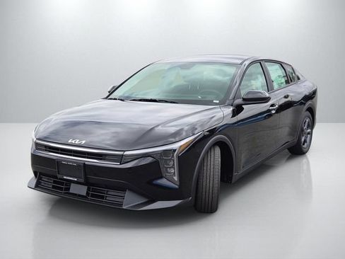 New 2026 Kia K4 FWD image 8