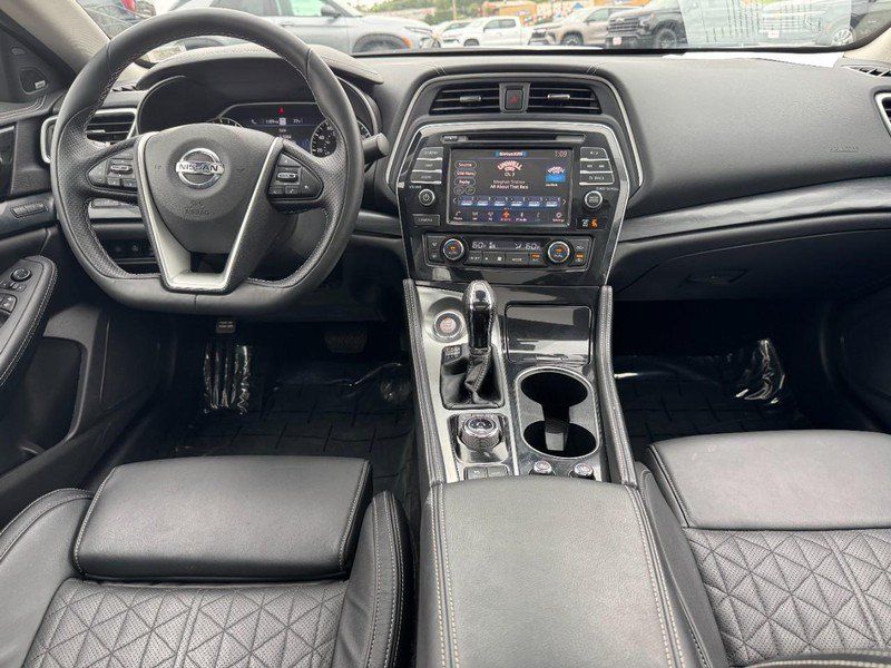 Used 2022 Nissan Maxima Platinum w/ Sport Mat Group FWD image 13