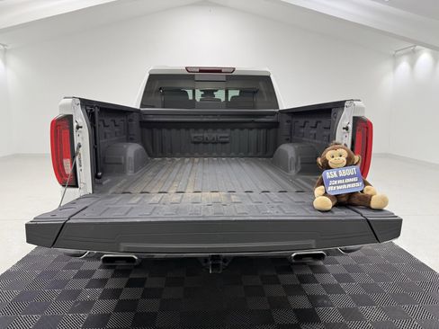 Used 2023 GMC Sierra 1500 SLT w/ SLT Premium Package image 8