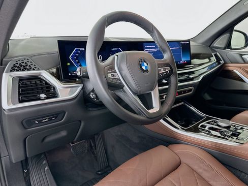 Certified 2024 BMW X5 xDrive40i w/ Premium Package AWD/4WD image 9